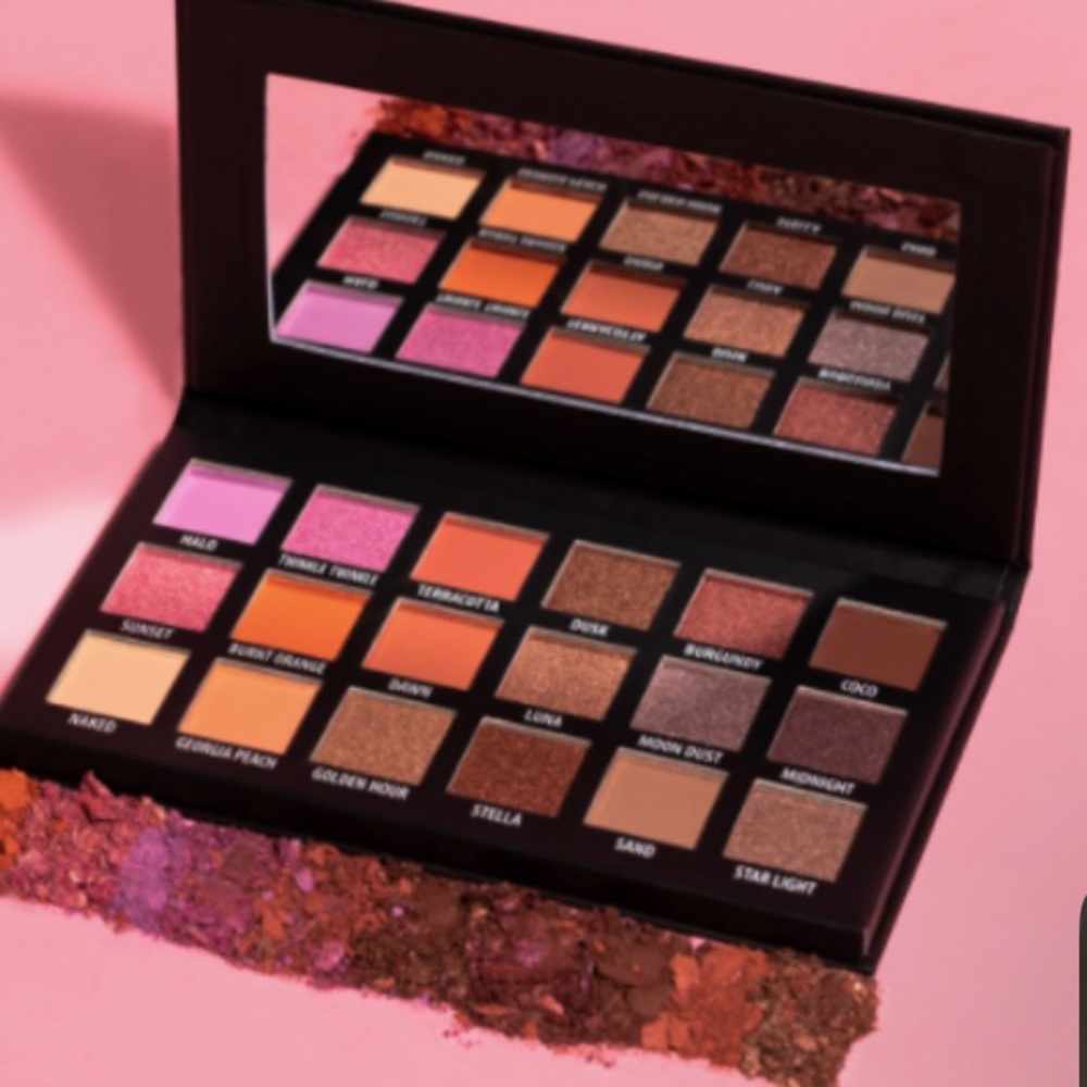 KAB cosmetics day & night eyeshadow pallet